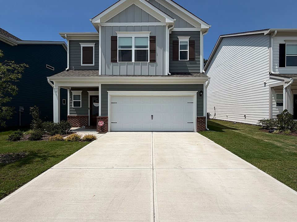 1st image of 91 Commons Cir