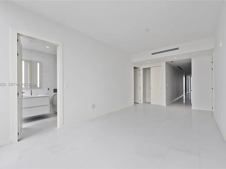 300 Biscayne Boulevard Way #4404 — Photo 28