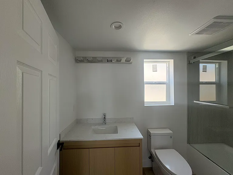 7919 Wilcox Ave #1 — Photo 30