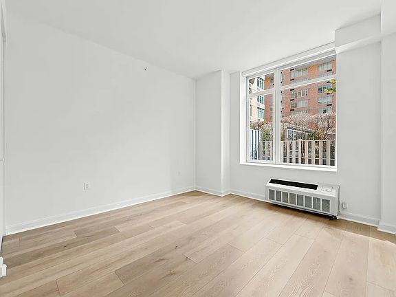 4th image of 81 Fleet Pl APT 3M