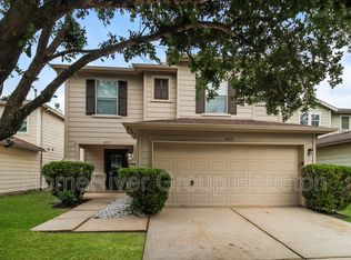 439 Remington Park Ct, Houston, TX 77073
