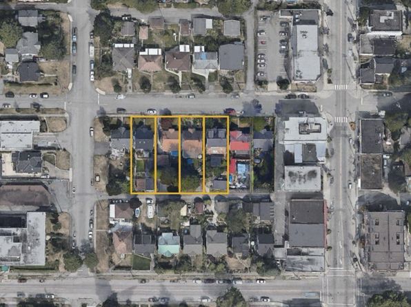 1218 Edinburgh St, New Westminster, BC V3M 2V8