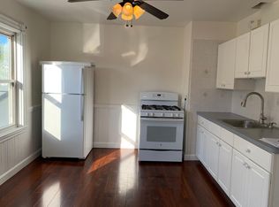 14 Capital St FLOOR 2, Newton, MA 02458