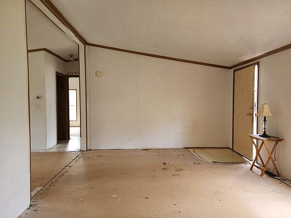 2nd image of 10923 W Lakeshore Dr