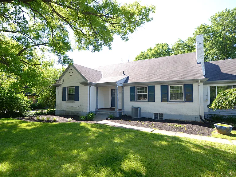 7620 Montgomery Rd — Photo 1