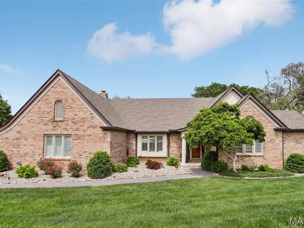 59 Barkley Pl, Saint Charles, MO 63301