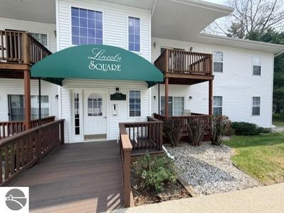 1011 E Lincoln St, East Tawas, MI, 48730