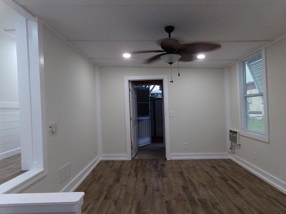 4th image of 59005 Captiva Bay