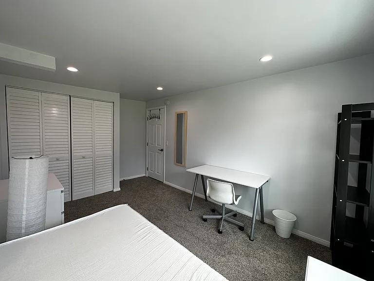 4558 Bannock Ave — Photo 6