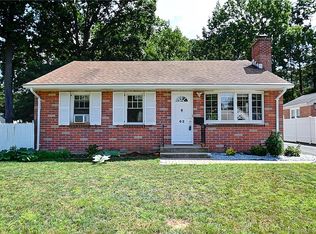 62 Buck St, Newington, CT 06111