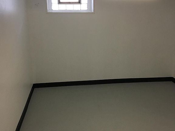 5th image of 14909 Ashland Ave