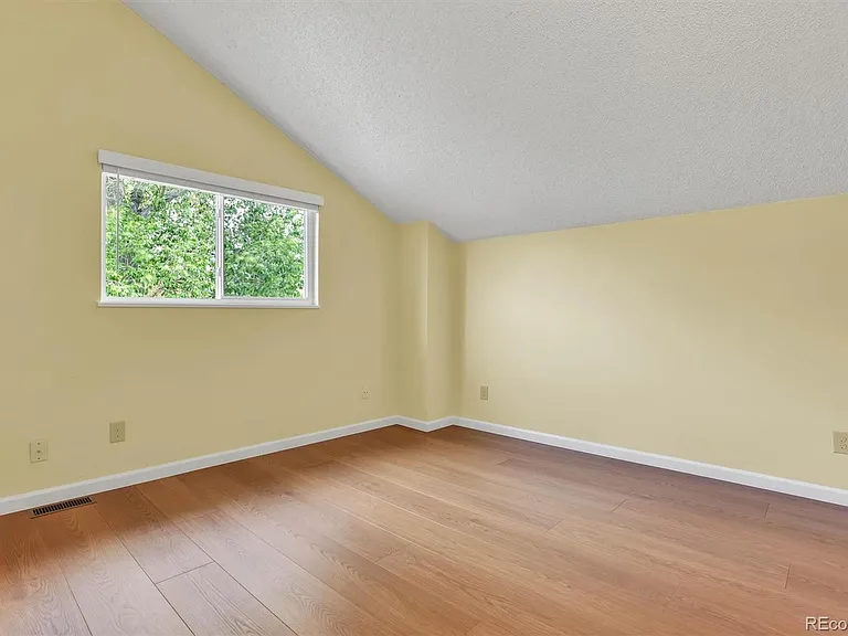8913 E Chenango Ave — Photo 28