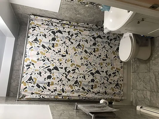 Rented by Metropolis International Realty Inc. | media 10