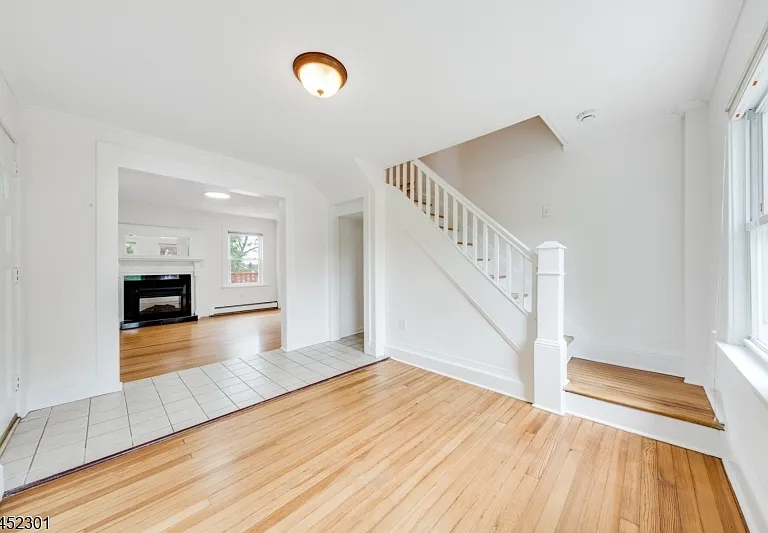 275 E Mount Pleasant Ave — Photo 10