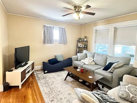 2nd image of 81 Cresthill Rd #2