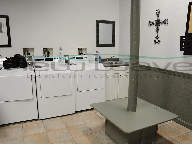 165 Hemenway St #2 — Photo 5