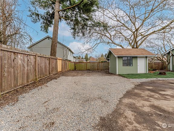 4th image of 5835 S Alaska Street