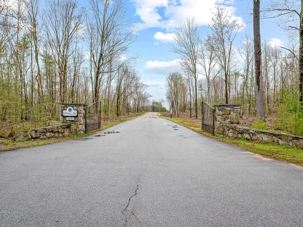 15 Sargent Drive #87, Raymond, NH 03077