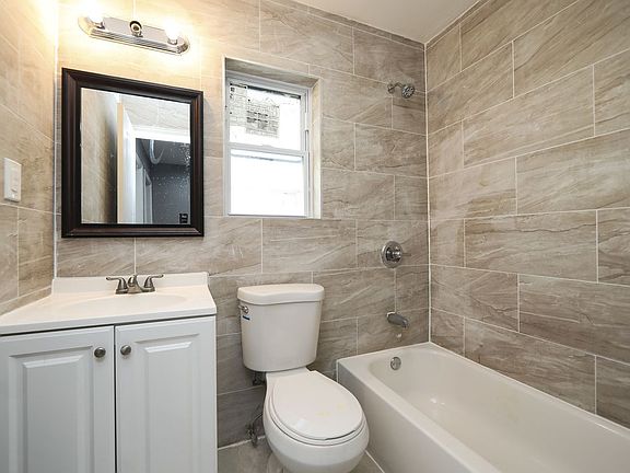 5th image of 14730 224th St
