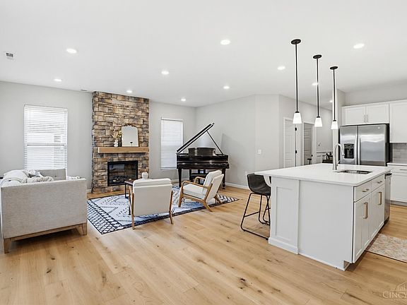 5th image of 5634 Callaway Dr