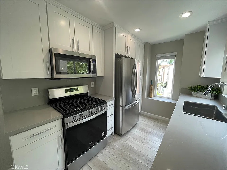 10855 Camino Ruiz #34