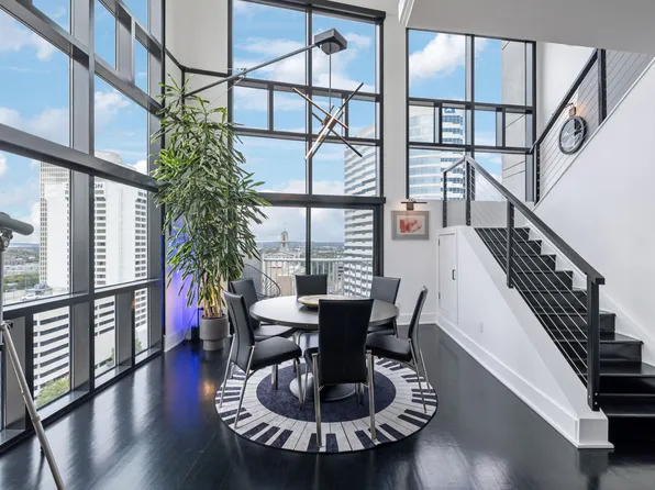 555 Church St APT 2100, Nashville, TN 37219