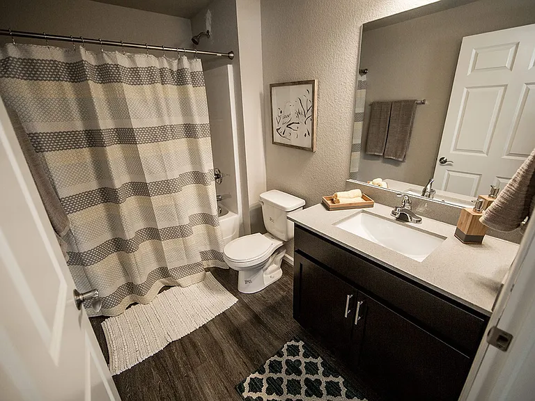 The Legacy Condos - Waverly — Photo 8