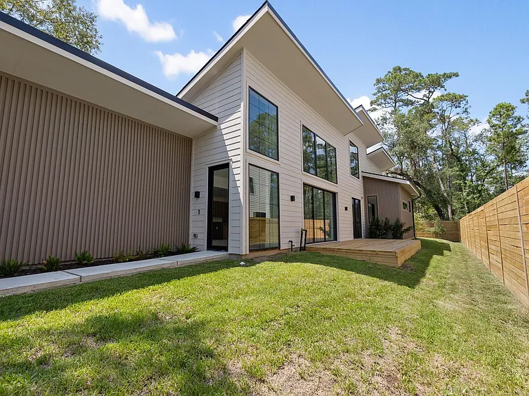 1502 Primrose St — Photo 5