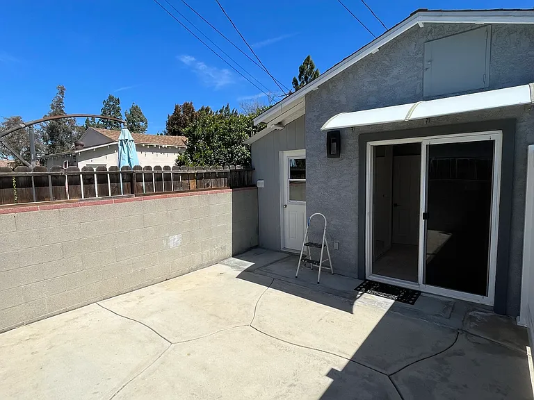 1201 N Niagara St #101 — Photo 10