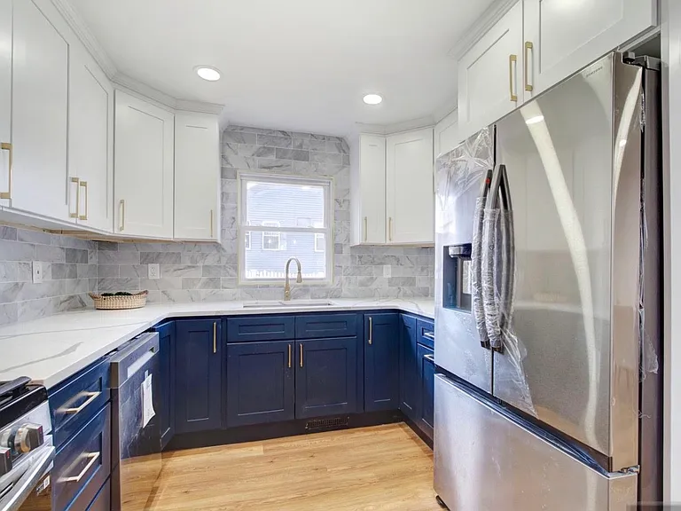 120 Alabama Ave #1 — Photo 6