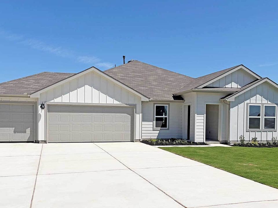 1st image of 386 KOLBO CROSSING COVE
