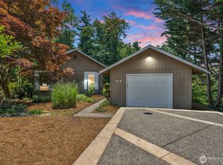 812 Wynwood Dr, Kent, WA 98030