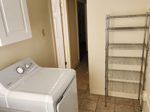 3 Henshaw Ct APT 1