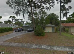9027 Merrimoor Blvd, Seminole, FL 33777