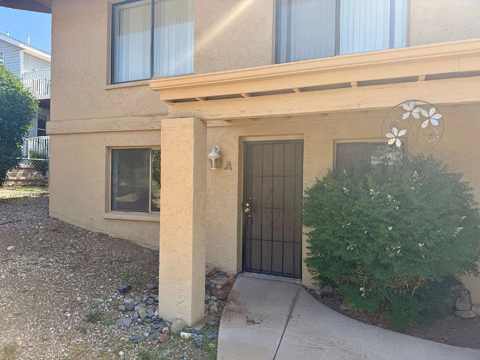 1 bed, 1.0 bath, $1,000 — Photo 1