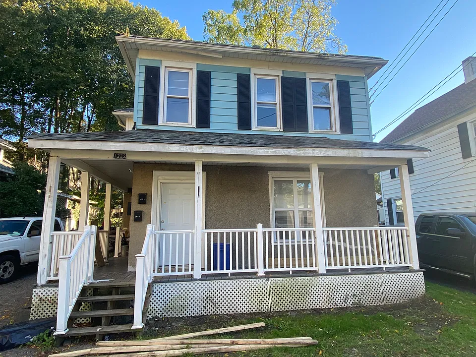 122 Vestal Ave #2