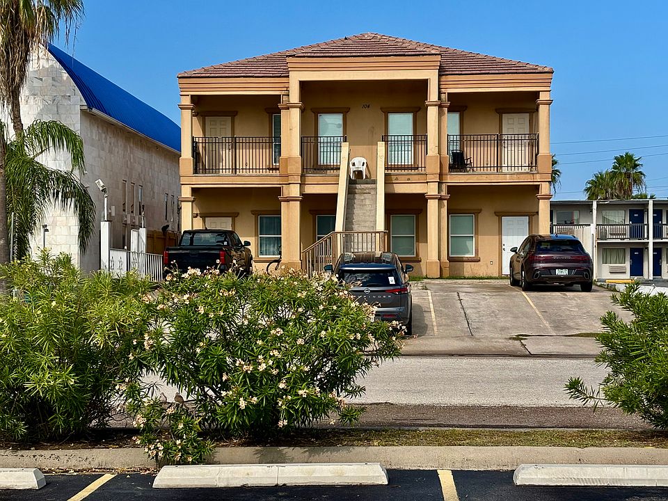 1st image of 104 W Oleander St #A-d