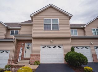 49 Sharon Dr, Moosic, PA 18507