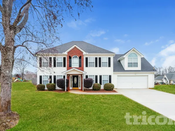 1055 Maria Dr, McDonough, GA 30253