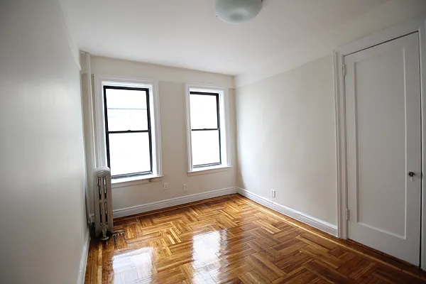 Rented by Julianna Realty Corp | media 21