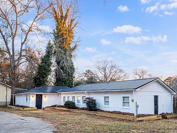 5th image of 130 2nd St