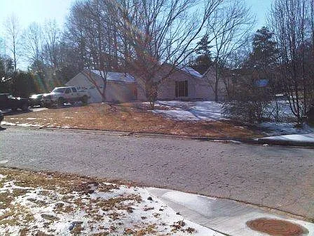 3 bed, 1492 sqft, $1,700 — Photo 1