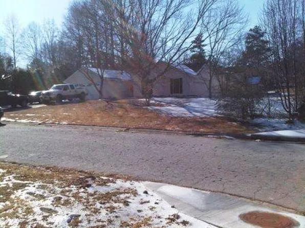 7323 Tracy Ln, Riverdale, GA 30274