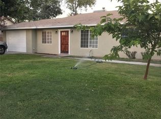 8263 Locust Ave, Fontana, CA 92335