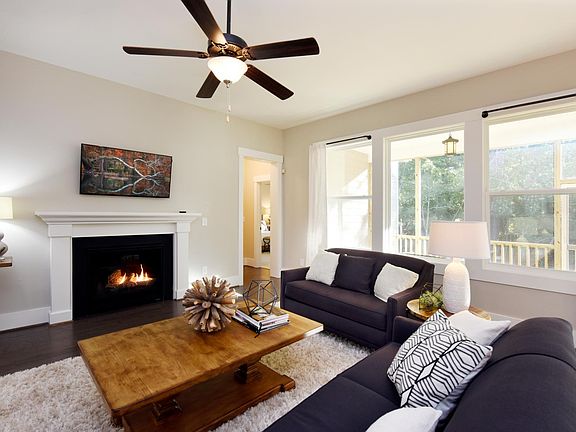The Woodbury Family Room