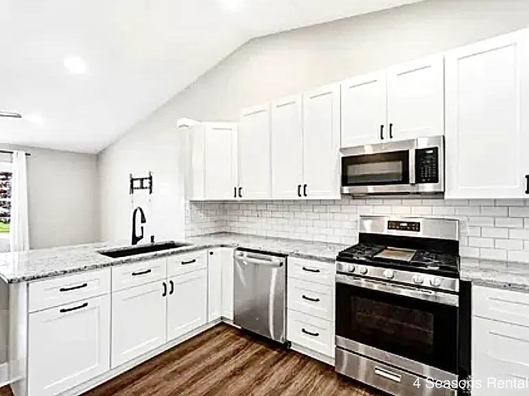9575 Deer Track Rd — Photo 15