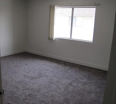 4th image of 347 W Meda Ave