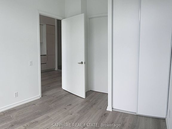4th image of 7890 Jane St #606