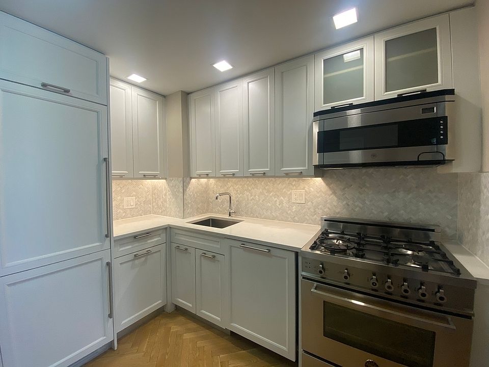 1st image of 305 E 86th St APT 17EW