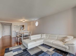 506 Penn Ct, Edgewater, NJ 07020